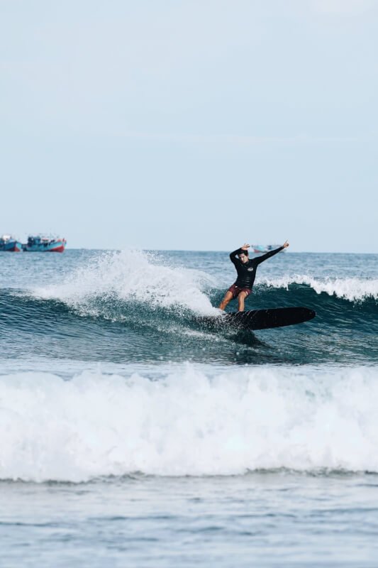 Learning To Surf In Florida: A Beginners Guide